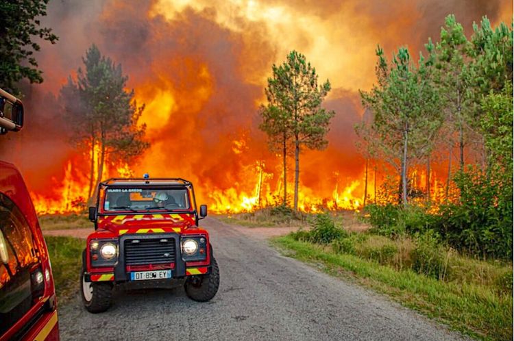 TEMPÊTES DE FLAMMES – Pire que le « Grand Feu » dramatique de 1949 ?